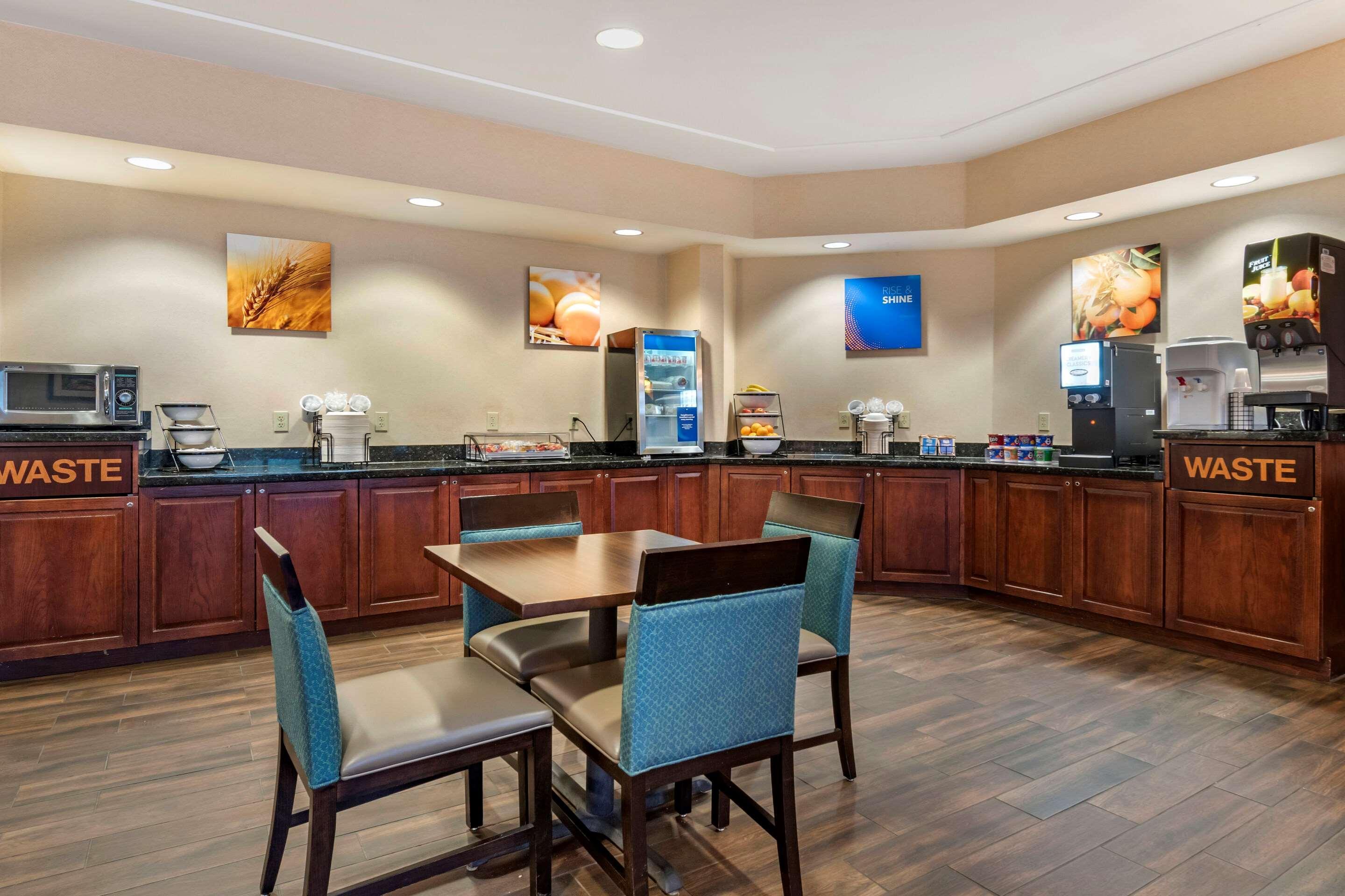Comfort Inn